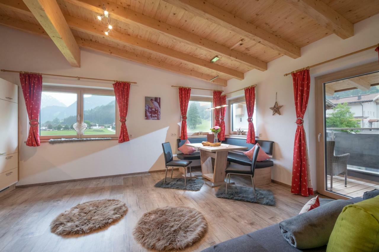 Alpinjuwel In Hippach Apartment Екстериор снимка
